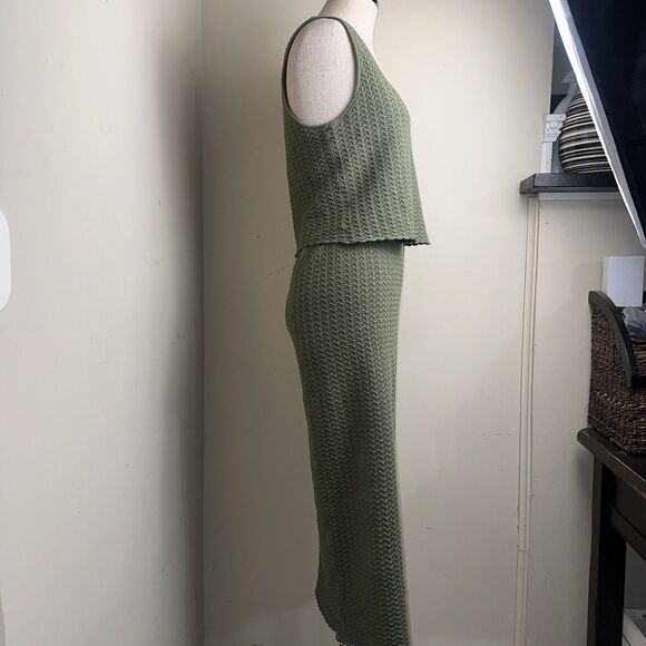 NWT Marled Reunited Olive Green Crochet Halter Top Skirt Set Size Medium NEW - Picture 9 of 11